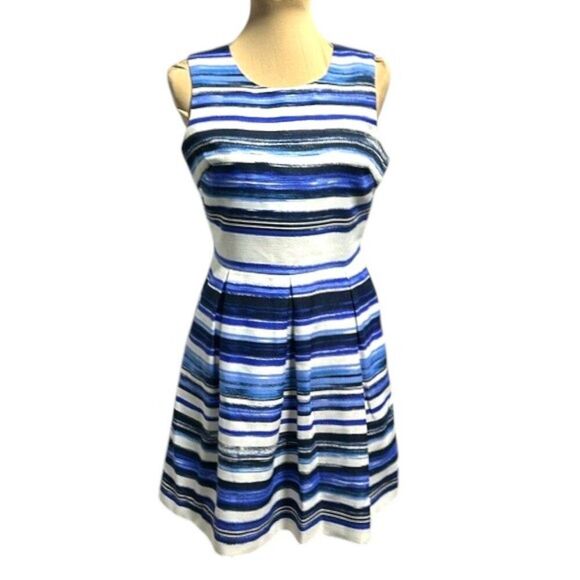 Suzy Shier Dresses & Skirts - Suzy Shier Dress Medium Blue Stripe Sleeveless